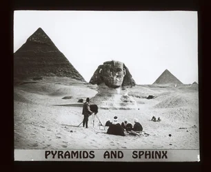 Gizeh - Pyramids and Sphinx (lanternelys)